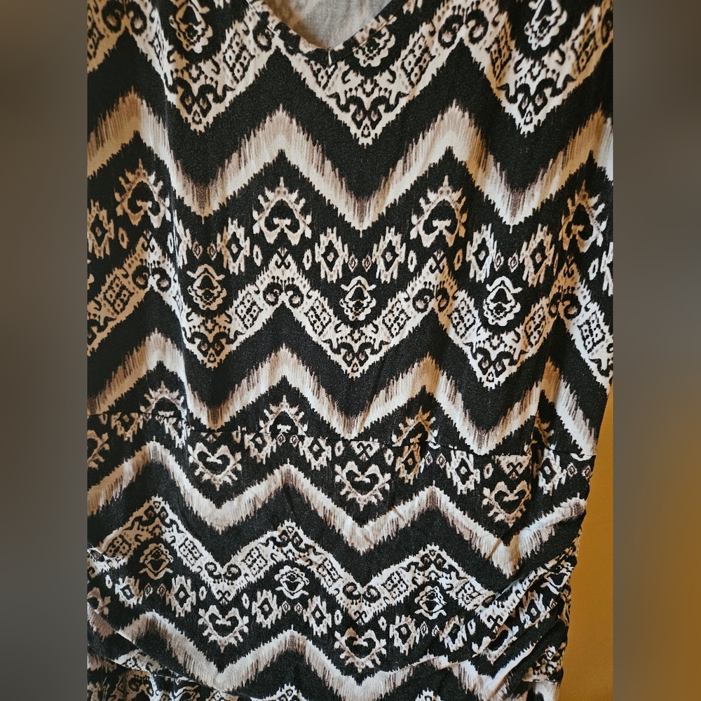 Short Sleeve Maxi - Picture 3 of 4